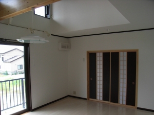 i-house04.jpg